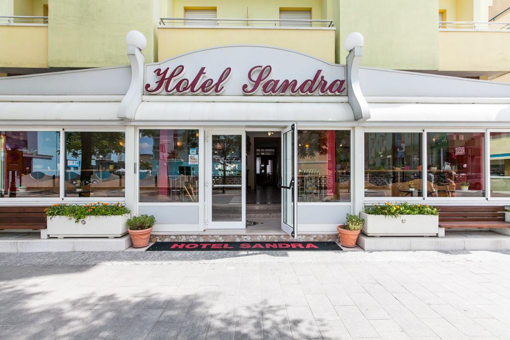 Hotel Sandra غاتيو أ ماري المظهر الخارجي الصورة