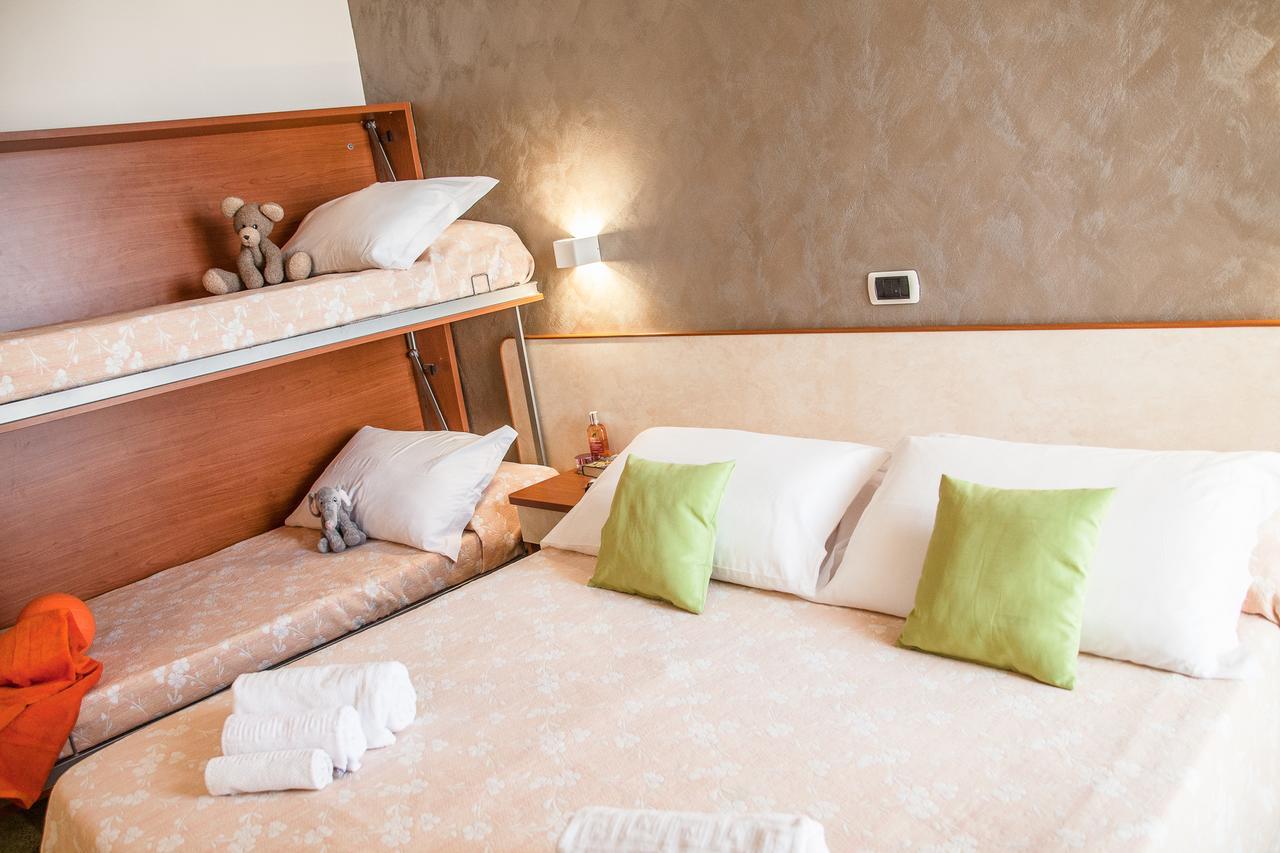 Hotel Sandra غاتيو أ ماري المظهر الخارجي الصورة